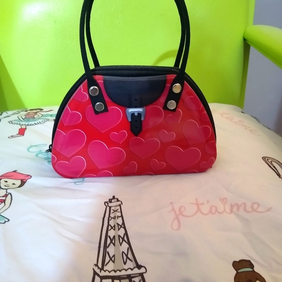 Red Heart Tin Handbag (cross posted) - Picture 5 of 9